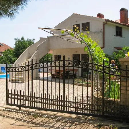 Biserka In Banjole