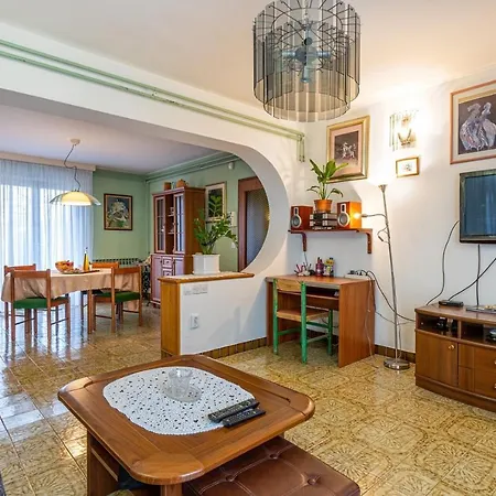 Biserka In Vendégház 4*